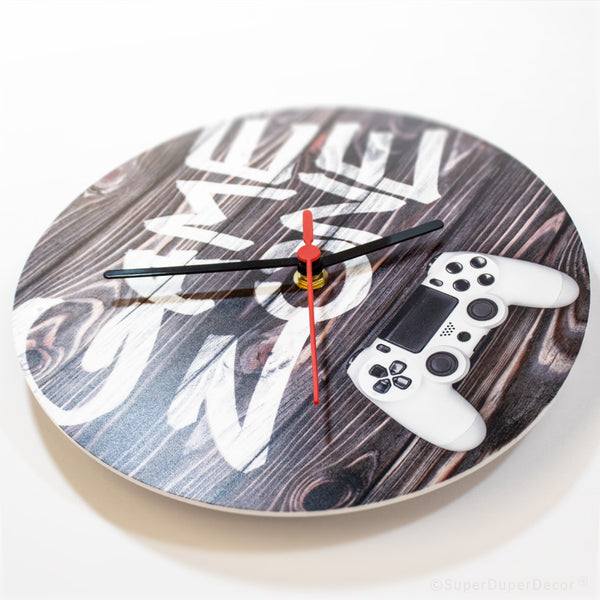Game Zone woodgrain - wall clock